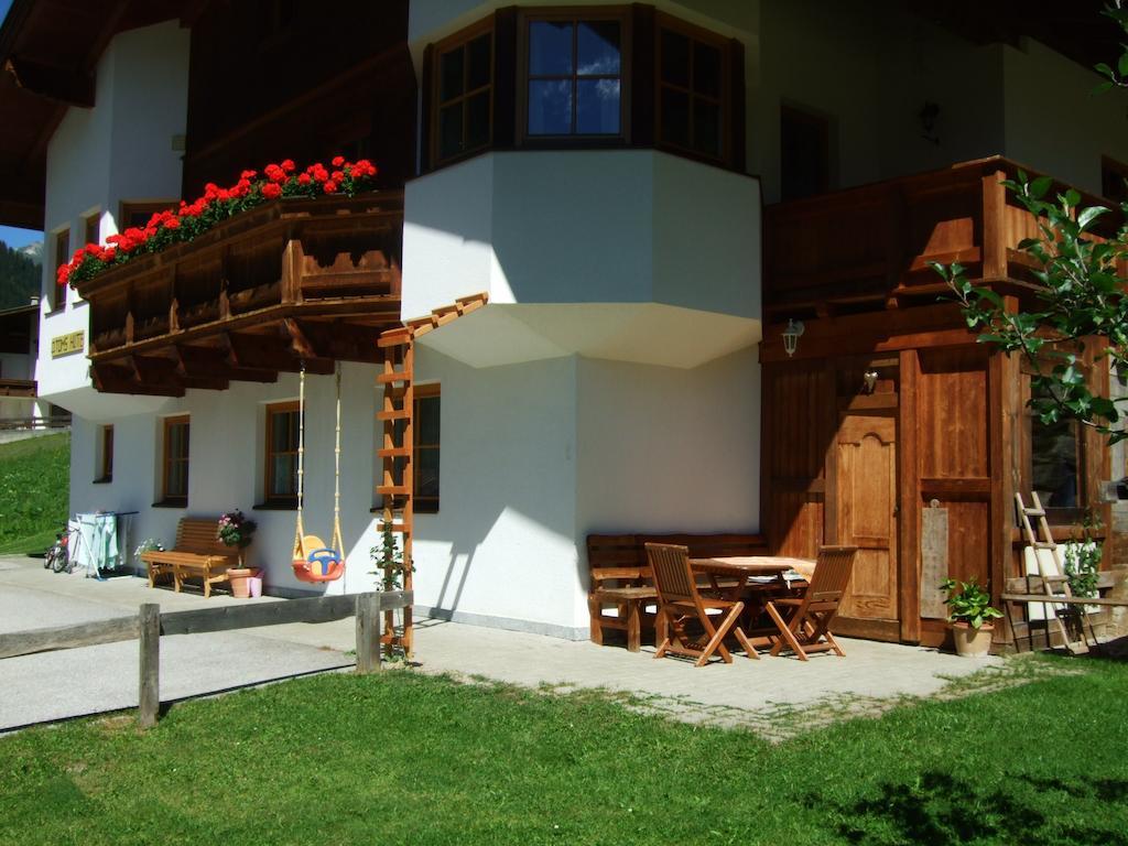 Appartement O. Tom'S Huette Neustift im Stubaital Quarto foto