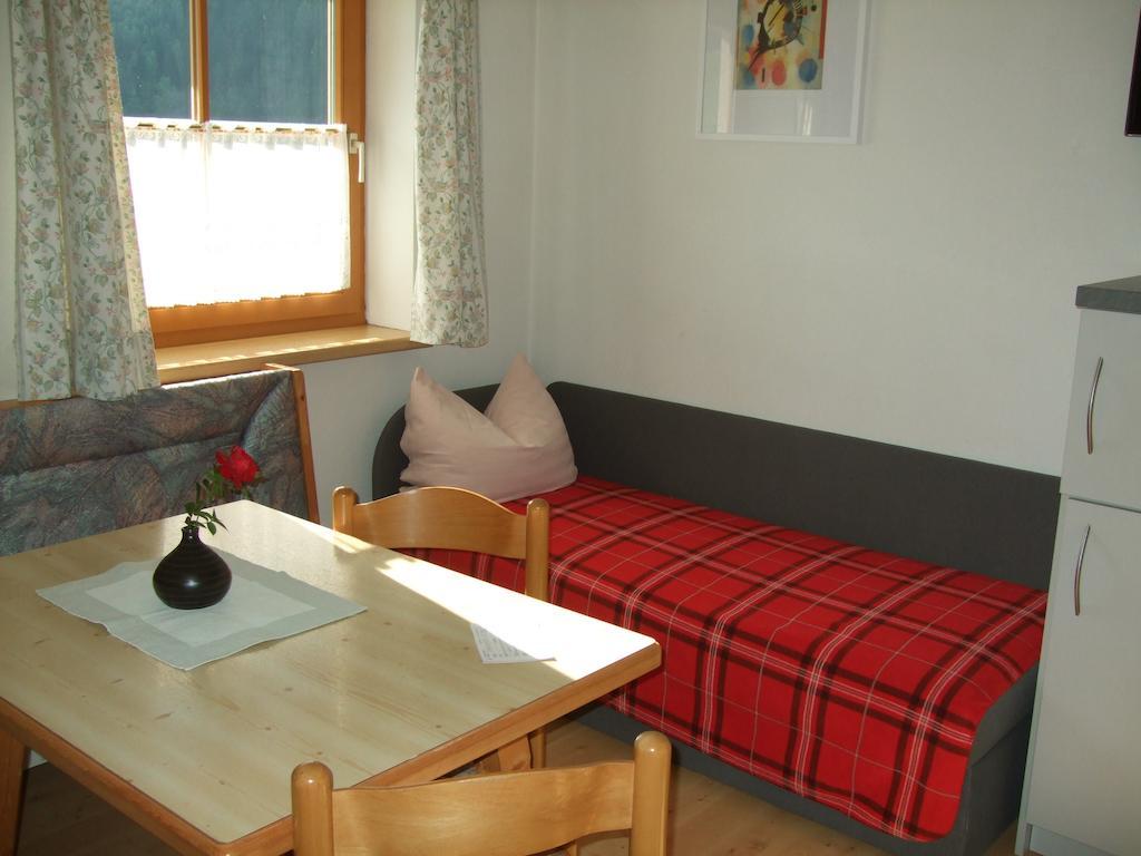 Appartement O. Tom'S Huette Neustift im Stubaital Quarto foto