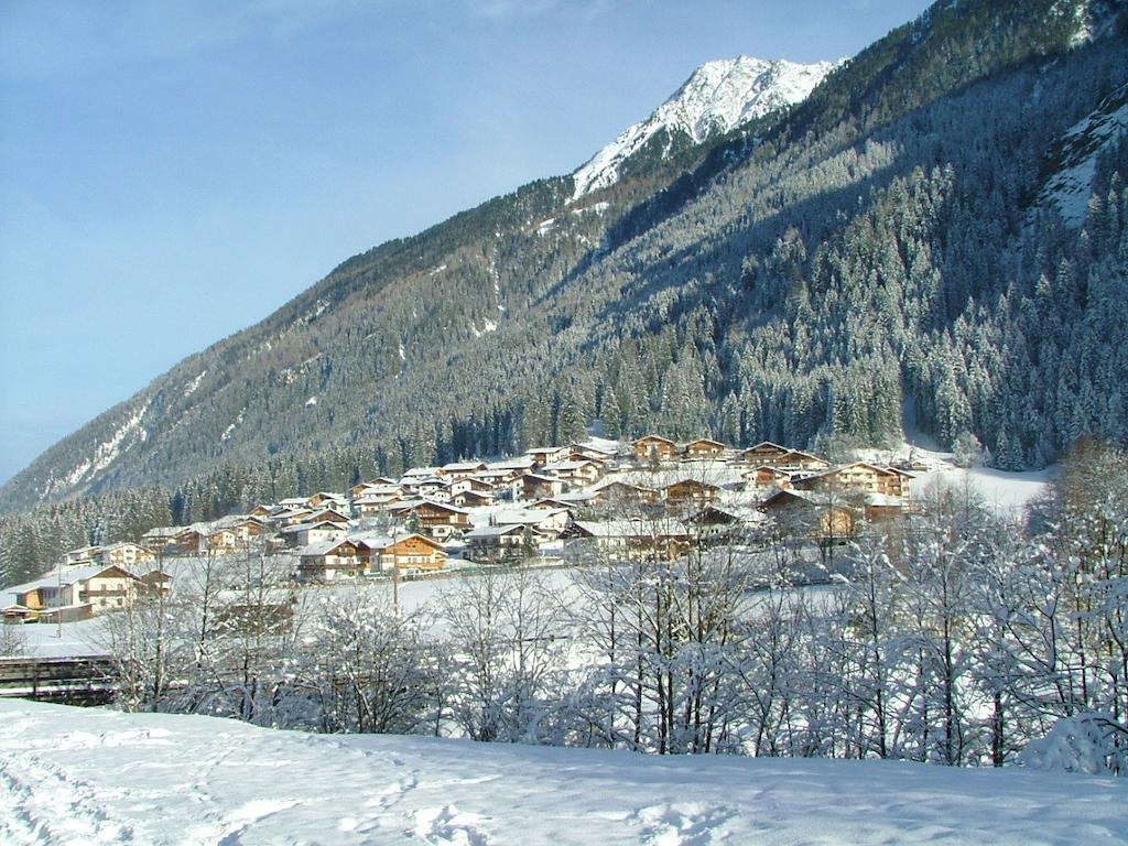 Appartement O. Tom'S Huette Neustift im Stubaital Exterior foto