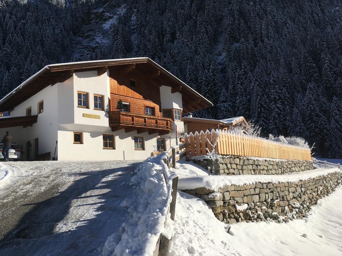 Appartement O. Tom'S Huette Neustift im Stubaital Exterior foto